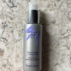Monat Thermal Protect Styling Shield